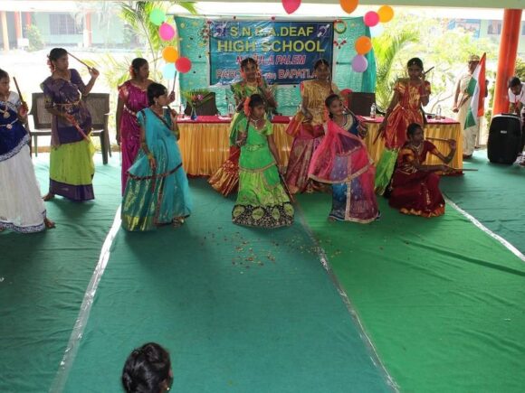 Best organic make-up products that your face